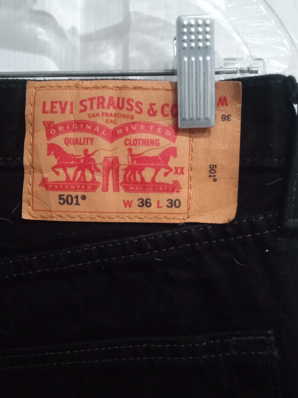 Levi's Men's Black Relaxed Straight Jeans
